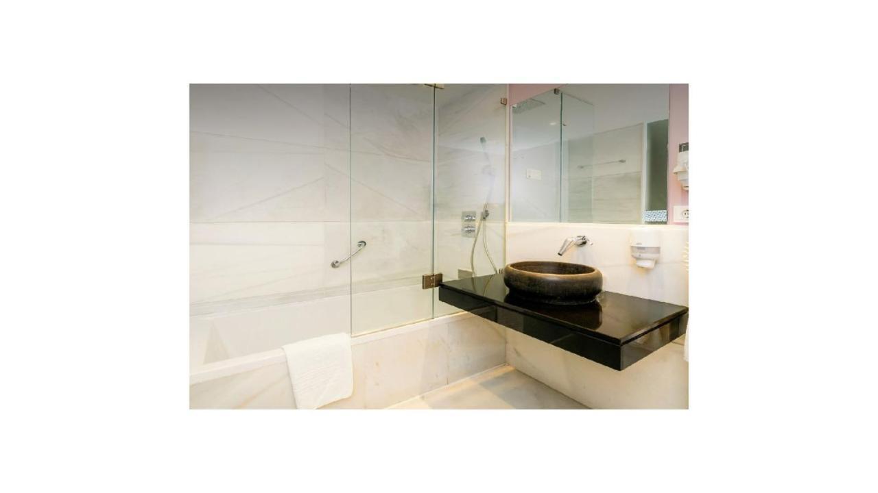 U-Hotel Spa Ciudad De Astorga Esterno foto