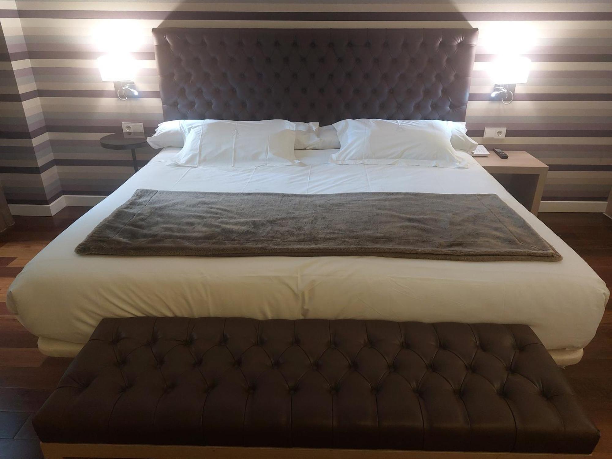 U-Hotel Spa Ciudad De Astorga Esterno foto