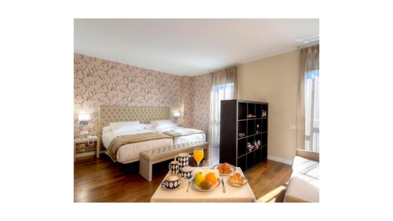 U-Hotel Spa Ciudad De Astorga Esterno foto