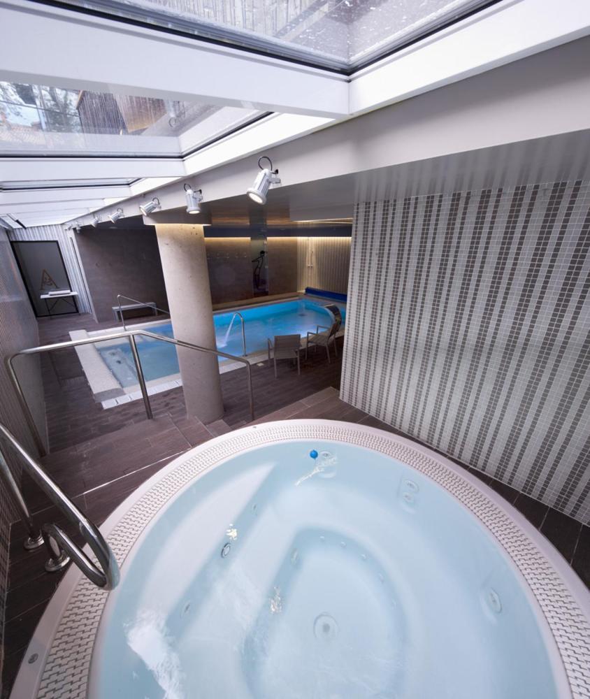 U-Hotel Spa Ciudad De Astorga Esterno foto
