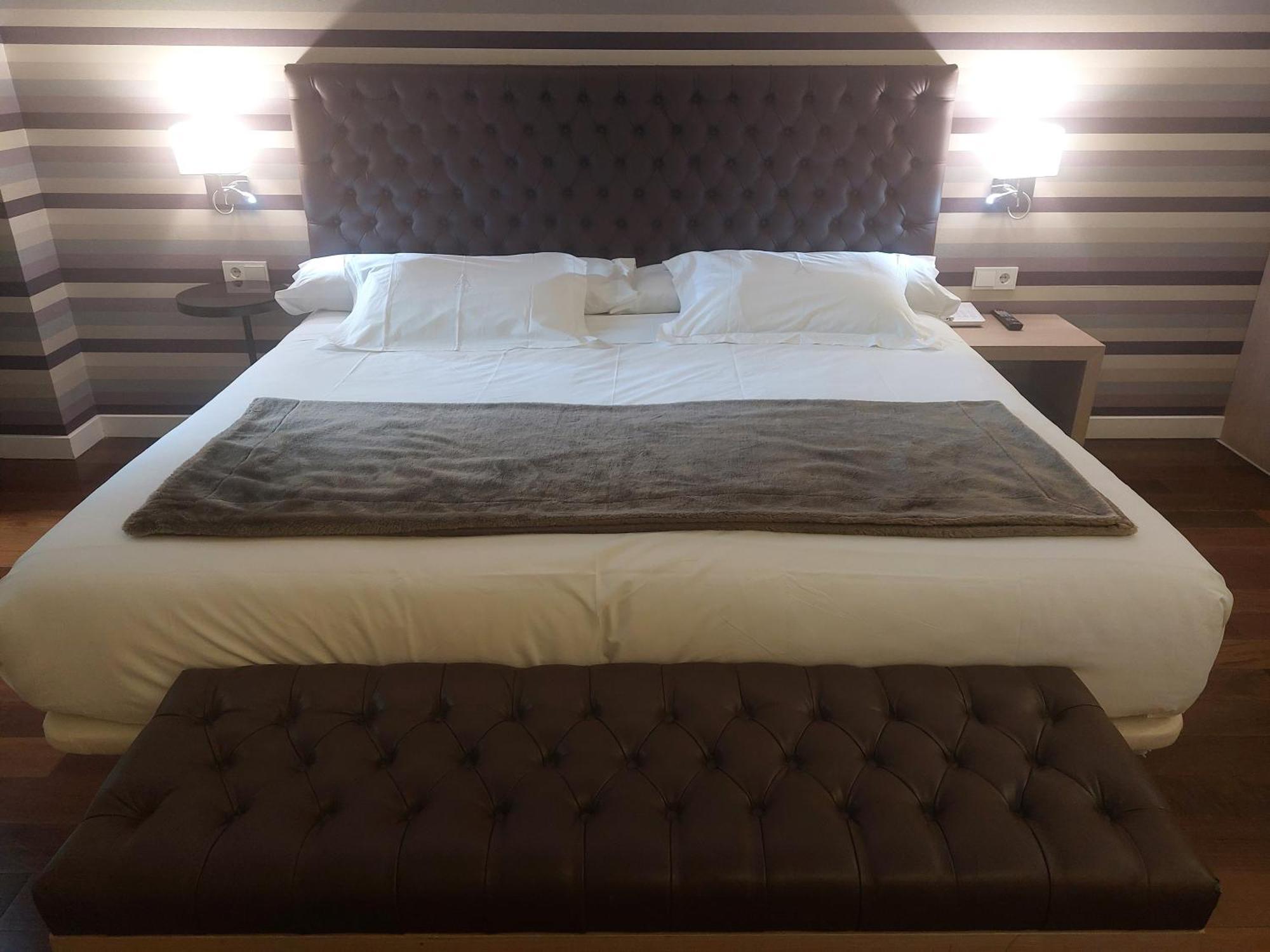 U-Hotel Spa Ciudad De Astorga Esterno foto