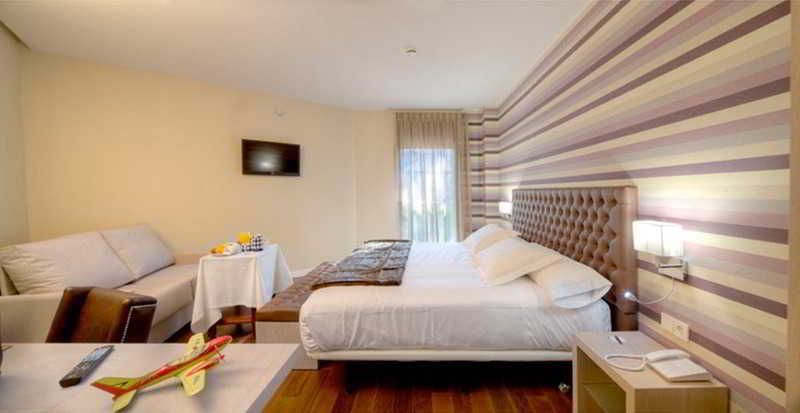 U-Hotel Spa Ciudad De Astorga Esterno foto